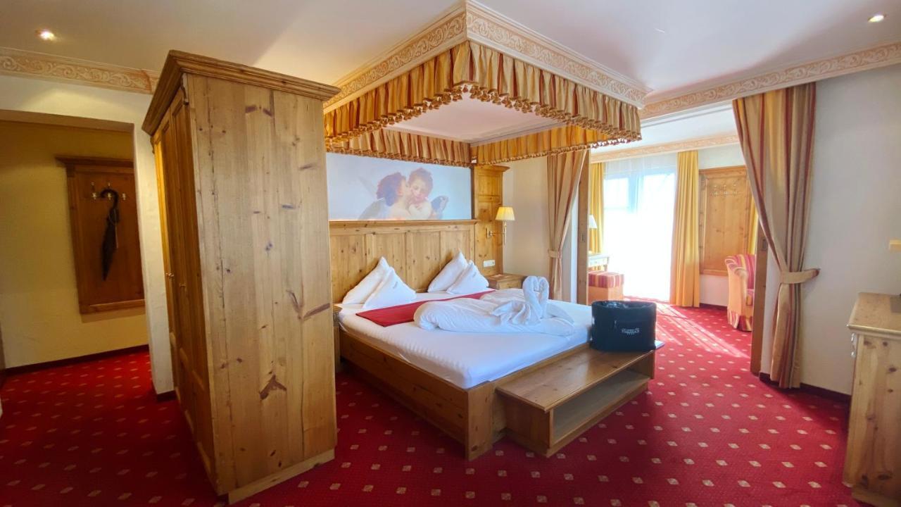 ... Mein Romantisches Hotel Toalstock Fiss Zewnętrze zdjęcie