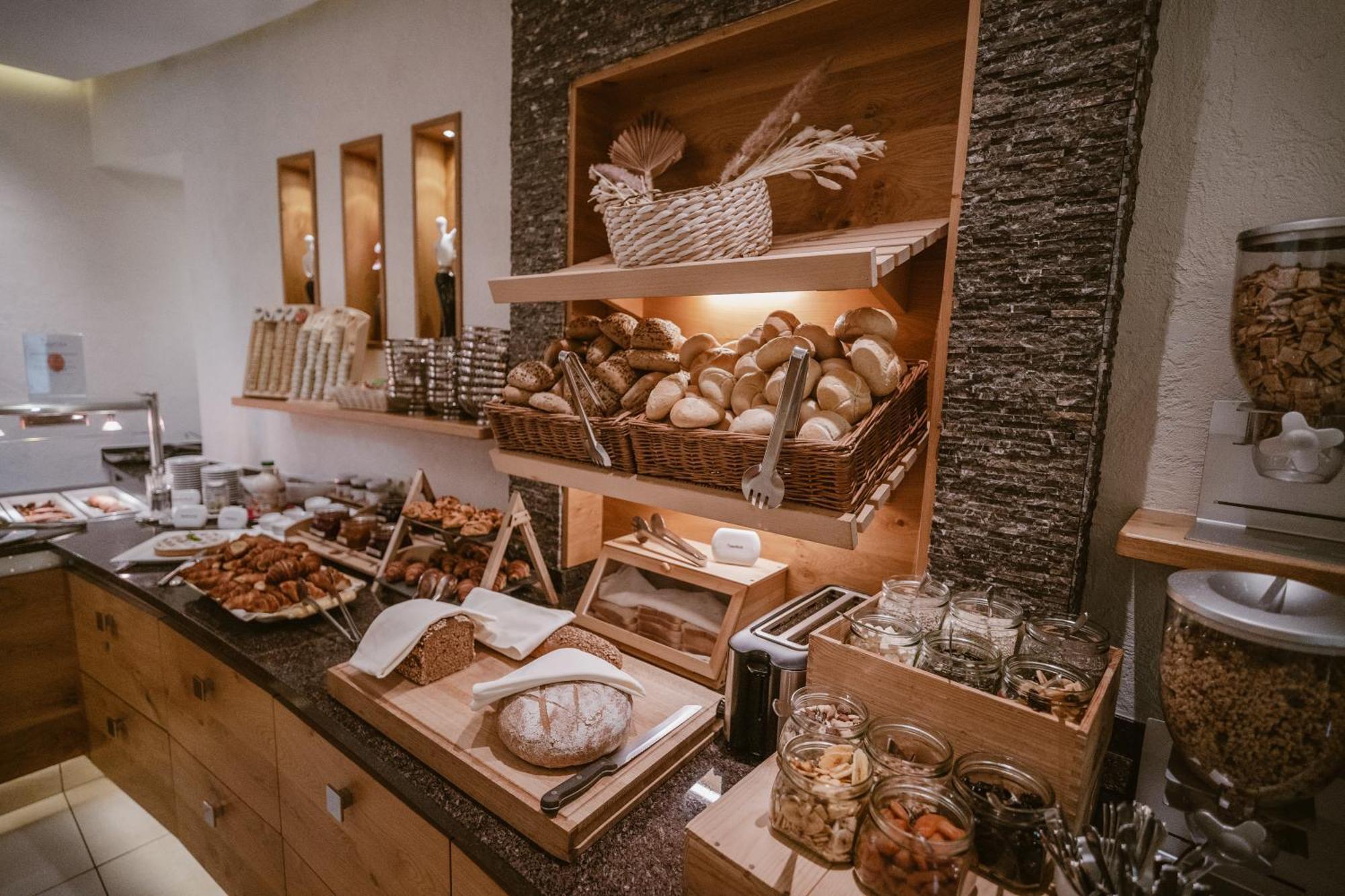 ... Mein Romantisches Hotel Toalstock Fiss Zewnętrze zdjęcie